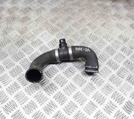 BMW X5 F15 Engine coolant pipe/hose 8645479