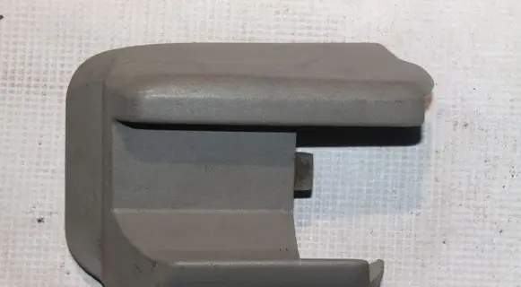 Volvo V70 Front sill trim cover 30662555