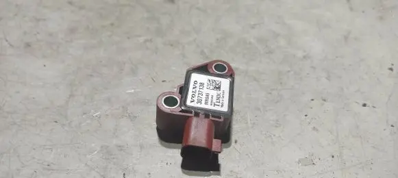 Volvo V50 Airbag deployment crash/impact sensor 30737138 8840A6 MRSA5