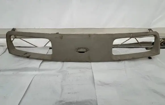 Ford Sierra Front grill