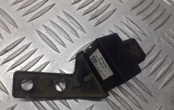 Opel Insignia A Front height sensor lever 13240109