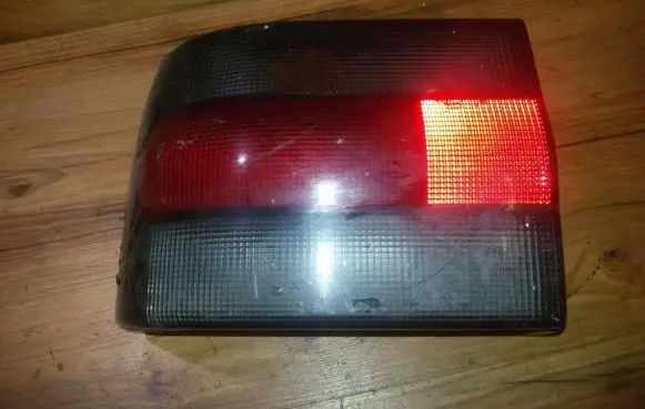Renault 19 Rear/tail lights 2vp00673601li