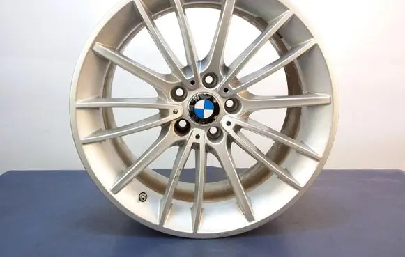 BMW 7 F01 F02 F03 F04 R18 alloy rim 6851076