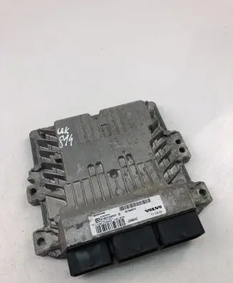 Volvo V50 Engine control unit/module ECU 30788975 S180134001B