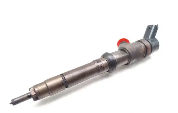 Fuel injector