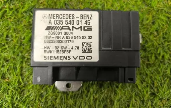 Mercedes-Benz CLS AMG C219 Fuel injection pump control unit/module A0355400145 ZGS001Q004 5WK11525FBF