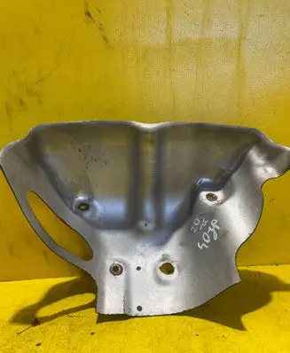 Nissan Note (E11) Exhaust heat shield 