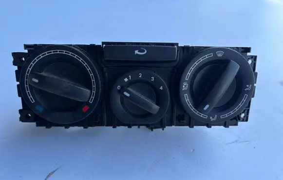 Volkswagen Transporter - Caravelle T5 Climate control unit 7H0819045F9B9 2222K27