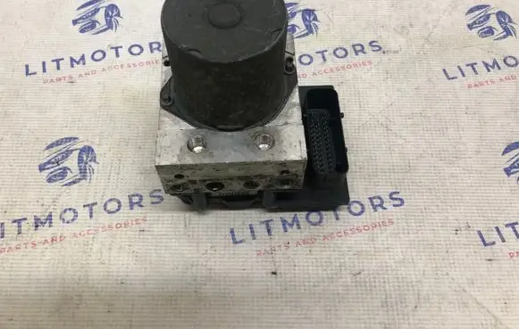 BMW 5 E60 E61 ABS Pump 34516769703 6769703