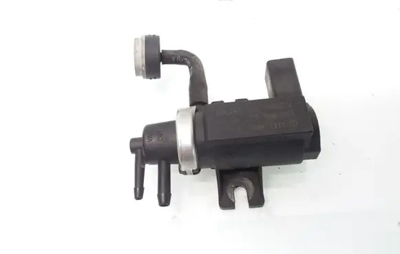 Volkswagen Touareg I Turbo solenoid valve 1J0906627