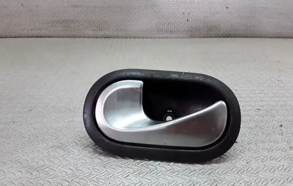 Renault Megane II Rear door interior handle 8200028487