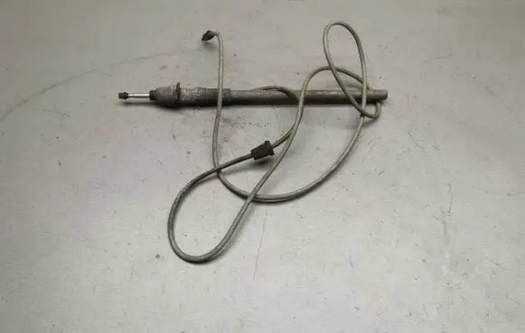 Mercedes-Benz W123 Radio antenna 