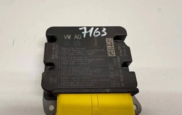 Volkswagen Jetta VI Airbag control unit/module 561959655 050010207 1615740854