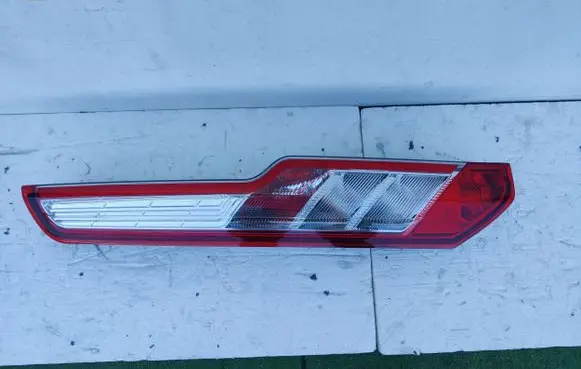 Volkswagen Polo IV 9N3 Rear/tail lights 13405
