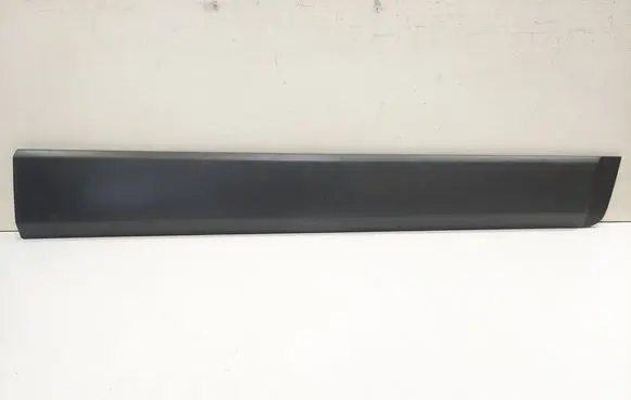 Chevrolet Captiva Front door trim (molding) 96439708