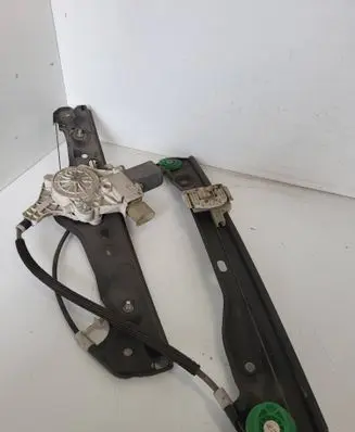 BMW X3 E83 Front door window regulator with motor 6927028
