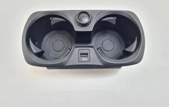 Cup holder front
