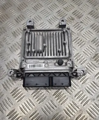 Infiniti Q70 Y51 Engine control unit/module