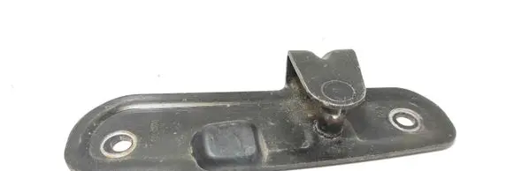 Fiat Tempra Loading door lock loop/hook striker 