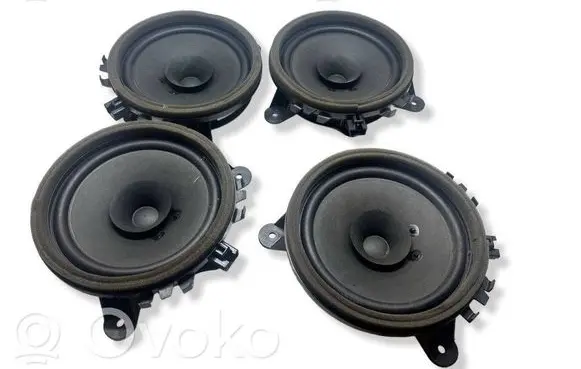 Volvo XC60 Front door speaker 30657444