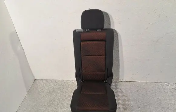 Toyota Verso Rear seat 716030F020B1 728300F020B1