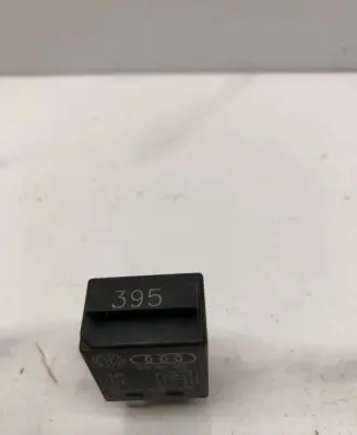 Audi A4 S4 B8 8K Other relay 8Z0951253 A1001X50