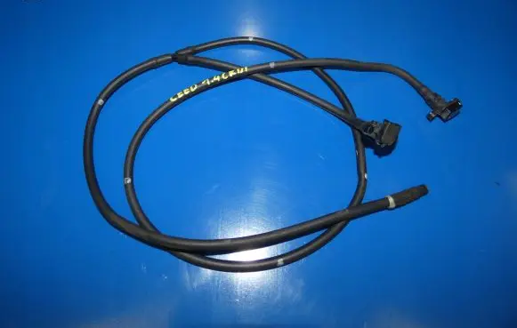 KIA Ceed Windshield washer spray nozzle 