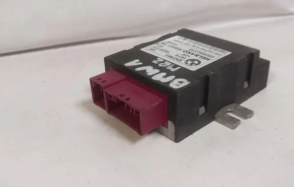 BMW 1 E81 E87 Fuel pump relay 7229173