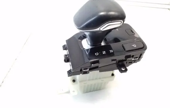KIA Stinger Gear shifter/selector 467W0J5900