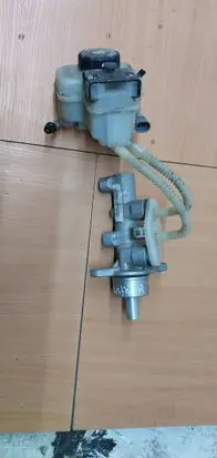 Opel Meriva A Master brake cylinder Y21627 B0SCH