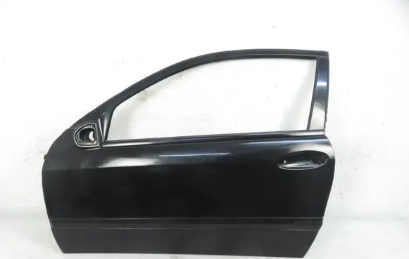 Mercedes-Benz C W203 Door (2 Door Coupe) 