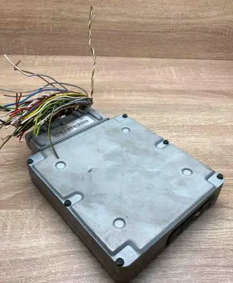 Ford Mondeo Mk III Engine control unit/module ECU 98AB12A650CTE WAIT
