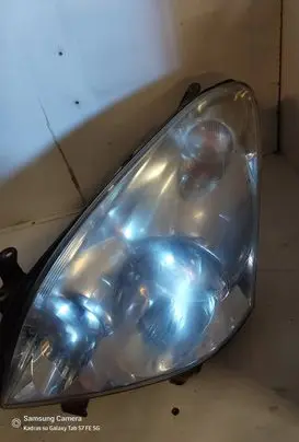 Toyota Corolla Verso AR10 Headlight/headlamp