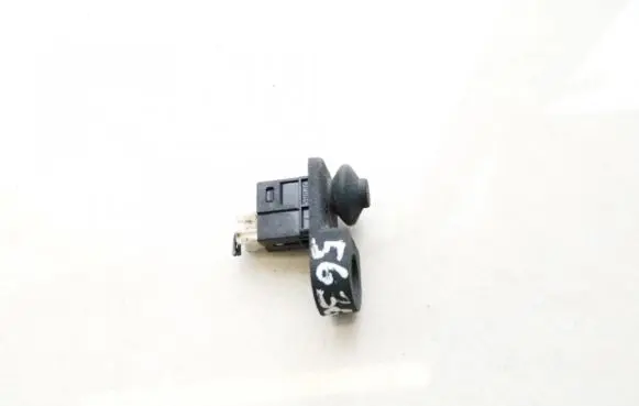 Subaru Outback Front door sensor 