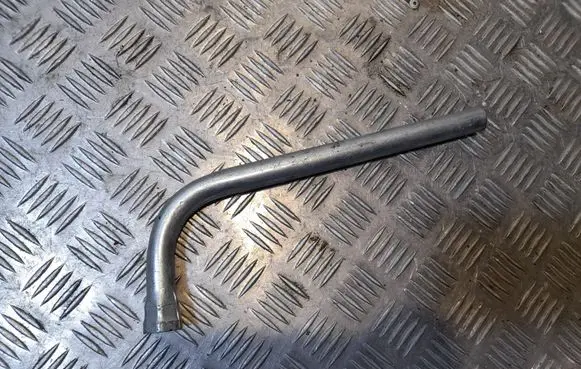 Audi A6 S6 C6 4F Wheel nut wrench 8N0012219