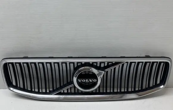 Volvo S60 Front bumper upper radiator grill 32132214 32132215 37132225