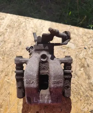 Mini Cooper Countryman R60 Rear brake caliper 