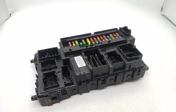 Ford Fusion II Power management control unit FU5T15604DDA A2C75390000