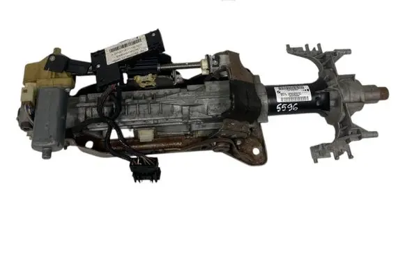 BMW X5 E70 Steering wheel axle 6786603 32306786603 831401091515