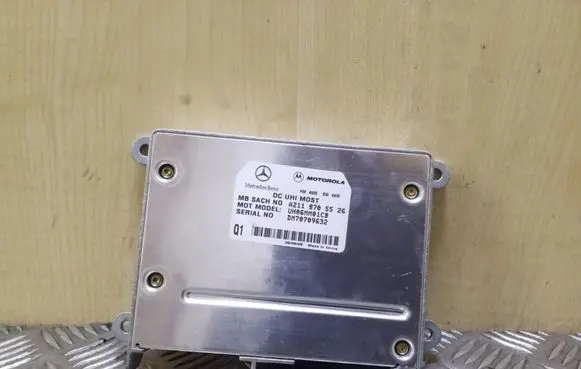 Mercedes-Benz E W211 Bluetooth control unit module A2118705526