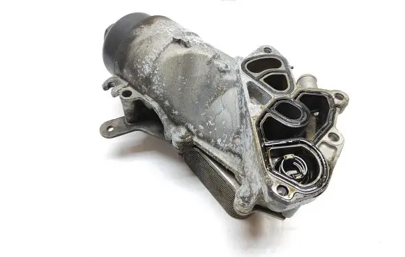 Citroen C4 Aircross Oil filter mounting bracket 320003