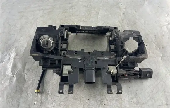 Audi A8 S8 D3 4E Front door lock 8H0959985B 4E0839885 4E0839886