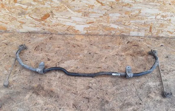 Volkswagen PASSAT B6 Front anti-roll bar/sway bar 3C0411303P 1K0411335C