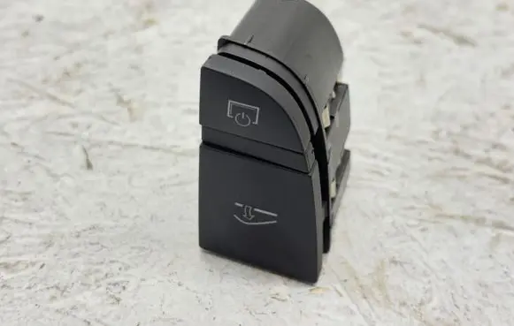 Audi A6 S6 C6 4F Glove box opening button 4F1927227