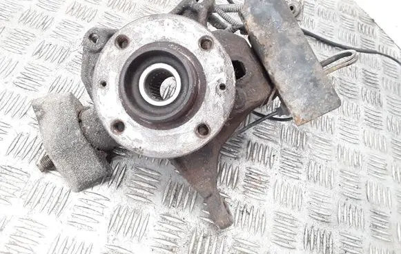 Citroen C5 Front wheel hub spindle knuckle