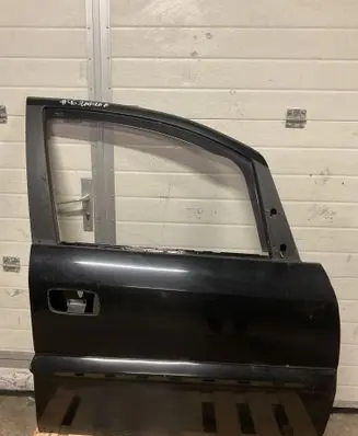 Opel Zafira A Front door 