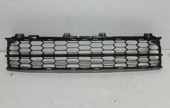 Skoda Superb B8 (3V) Front bumper lower grill 3V0853677