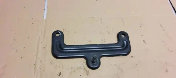 Jeep Grand Cherokee Power steering pump mounting bracket 68088424AB