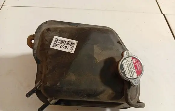 Honda FR-V Coolant expansion tank/reservoir 