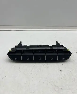 KIA Ceed Seat heating switch 93315J7030 2018528637